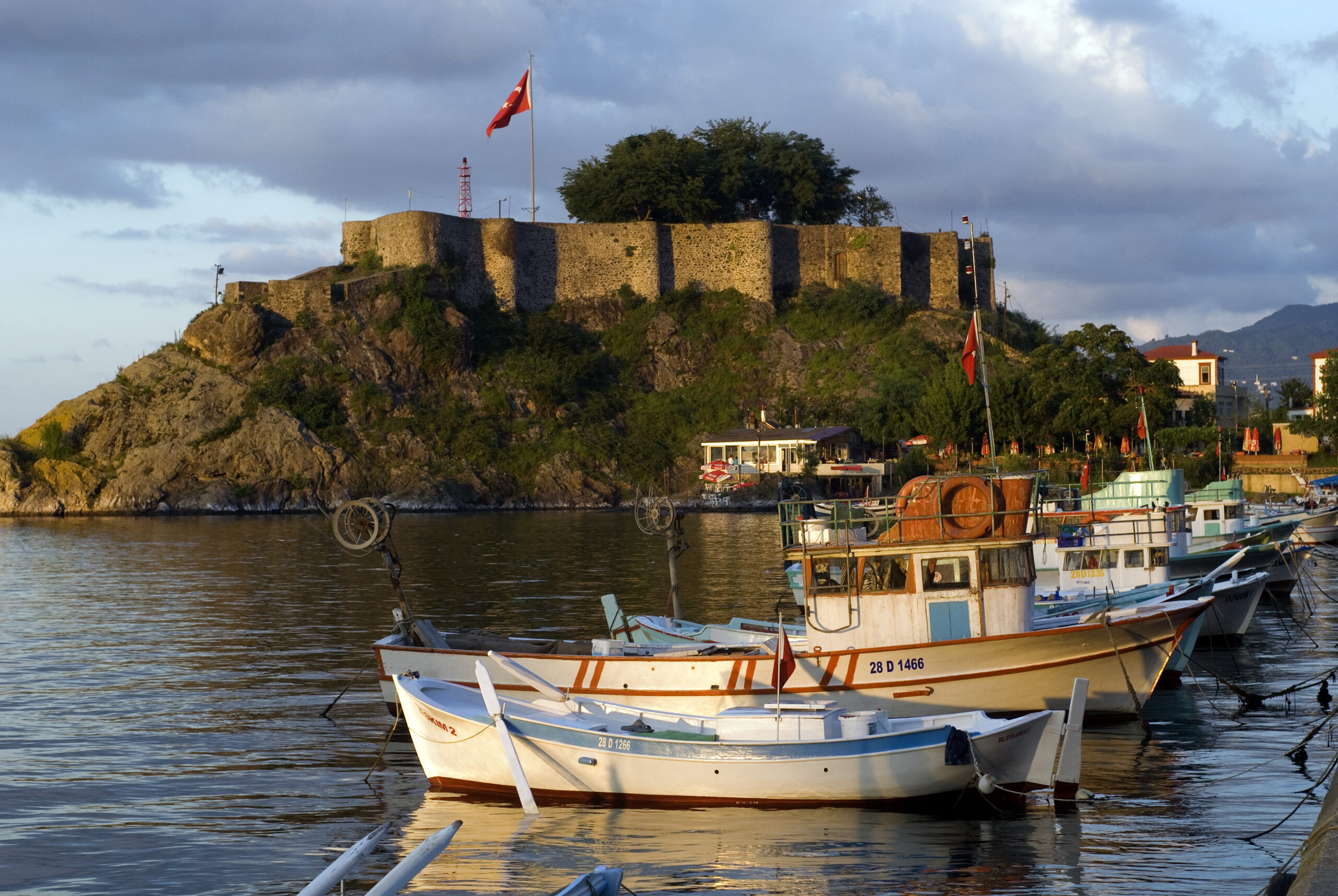 giresun tirebolu kalesi